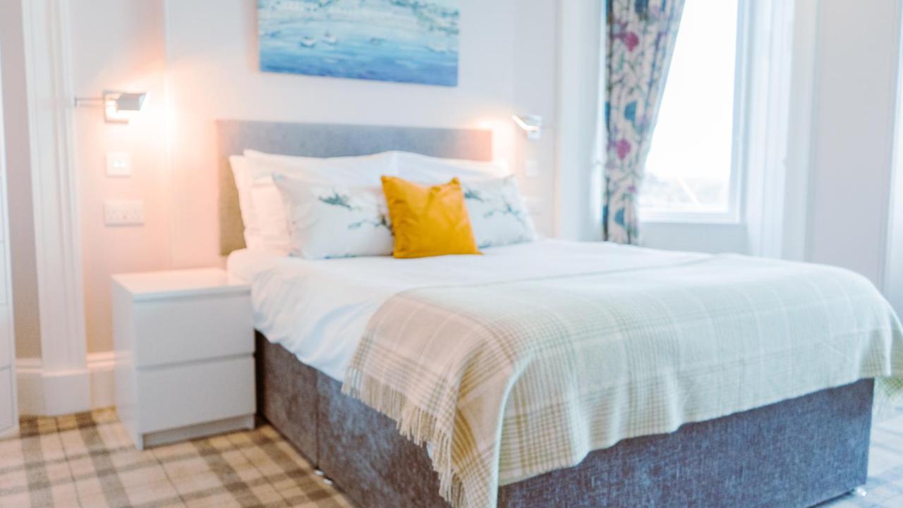 Poseidon'S Inn Lossiemouth Exteriör bild