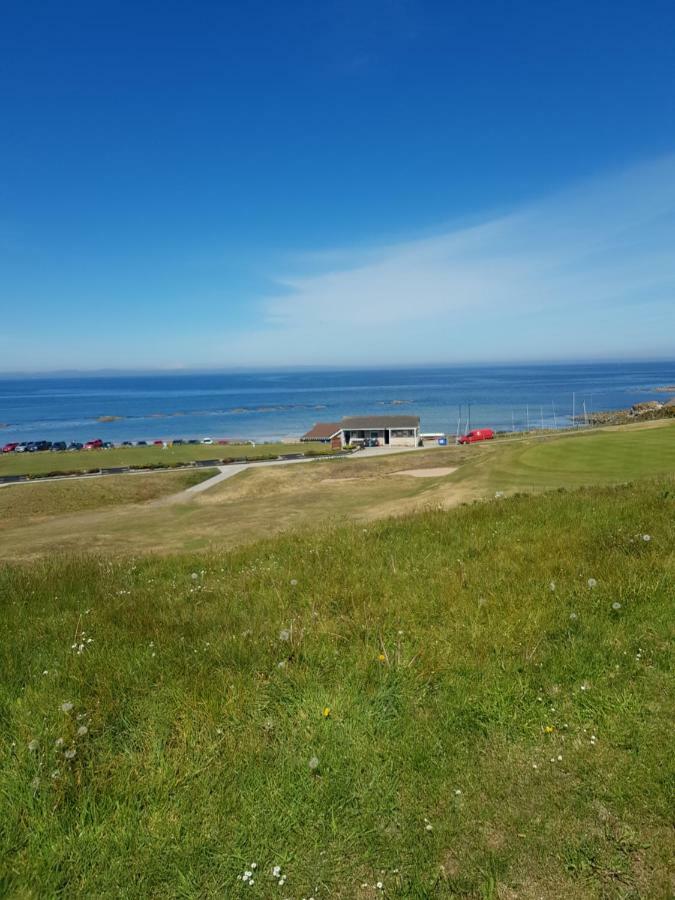 Poseidon'S Inn Lossiemouth Exteriör bild